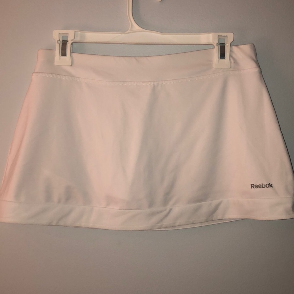 NWOT white Reebok tennis skirt